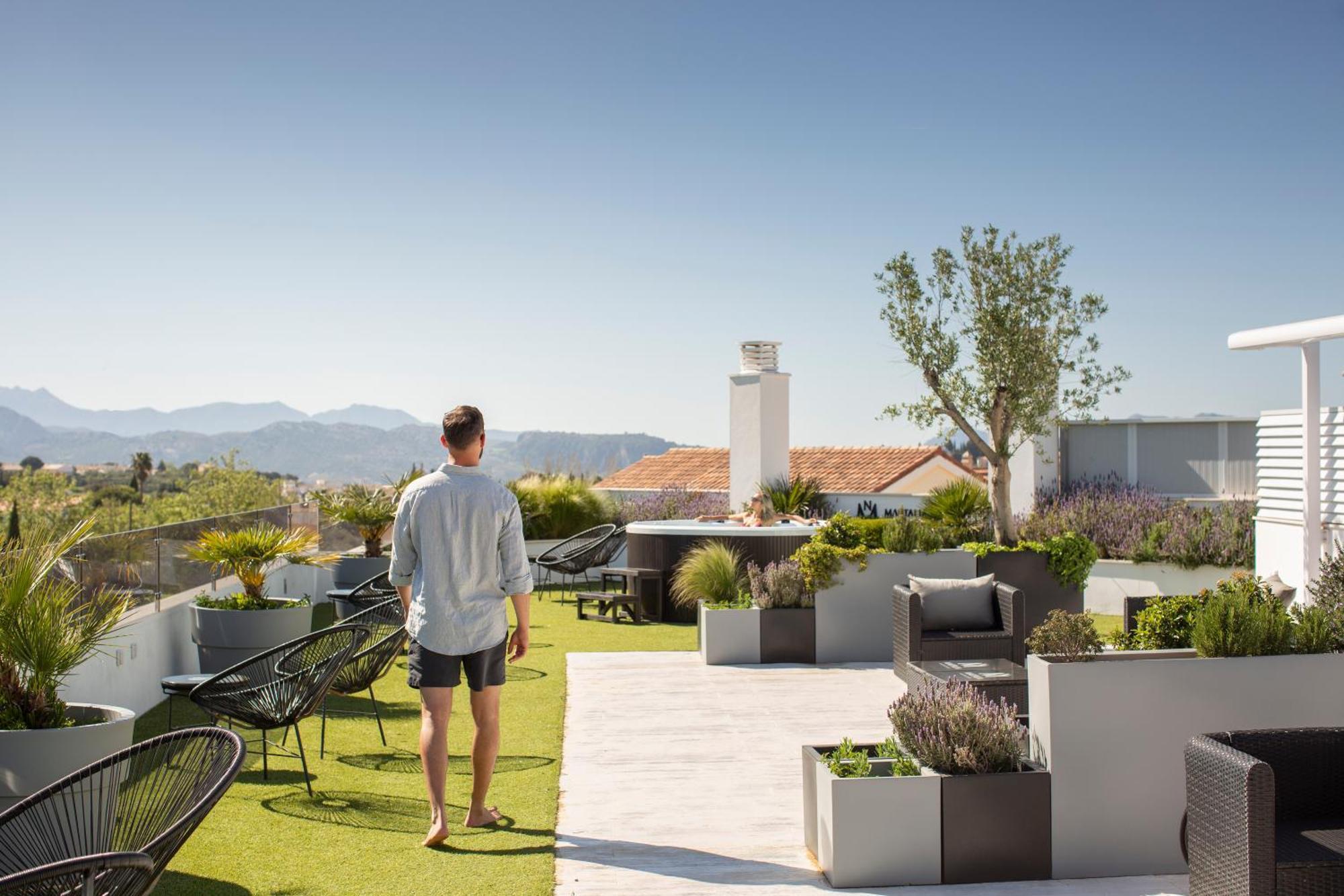 Apartamentos Martalia Arenal Ronda Exterior photo